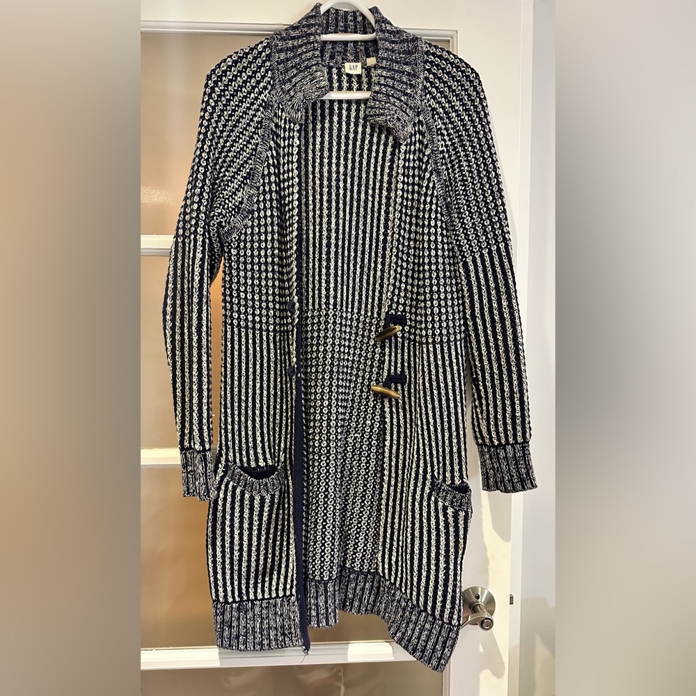 Gap long cardigan M